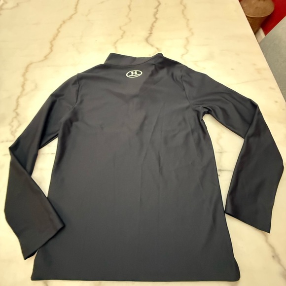 Under Armour Kids Long Sleeve Black and Gray 1/4 zip - Picture 2 of 3